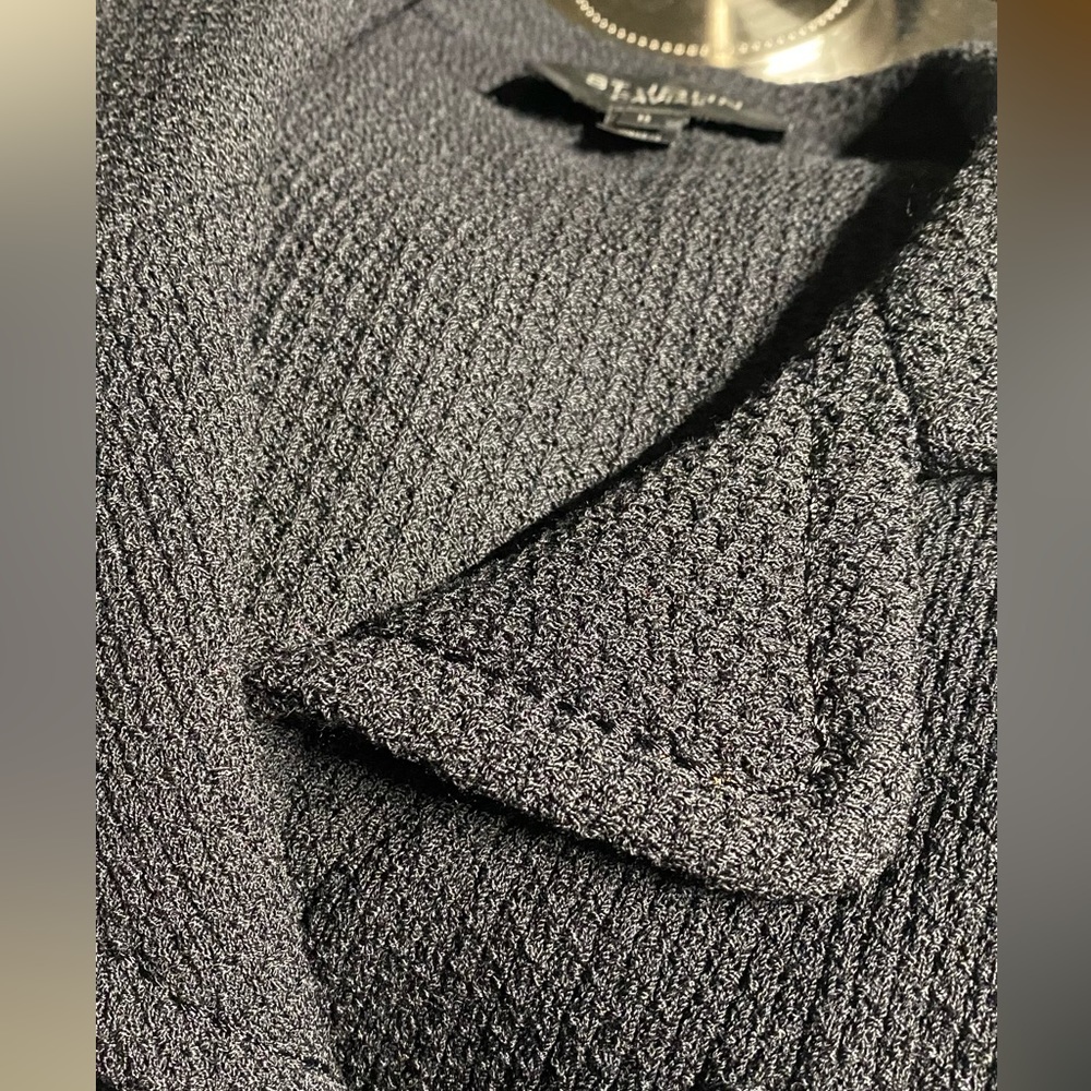 St. John Caviar knit black jacket in EXCELLENT condition - Picture 6 of 7